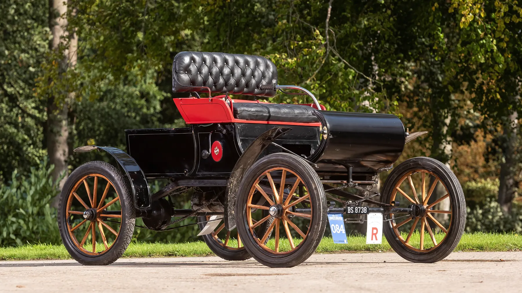 1902 Oldsmobile Model R 'Curved-Dash' Runabout