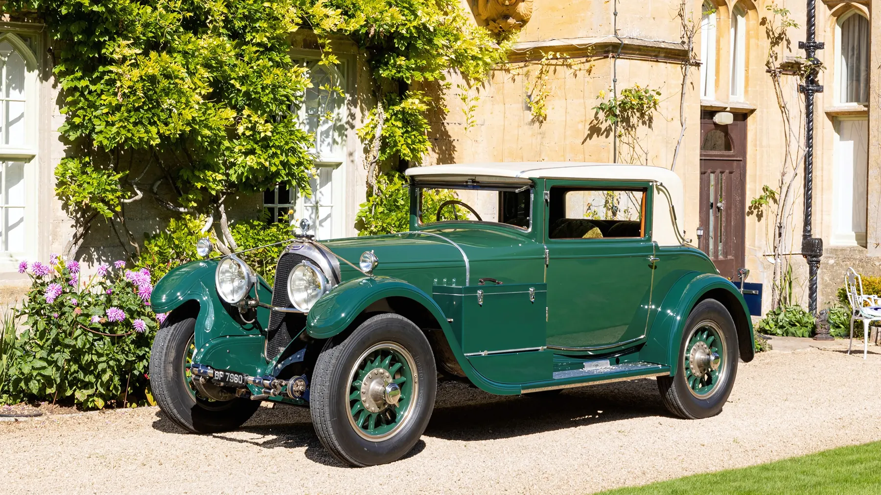 1925