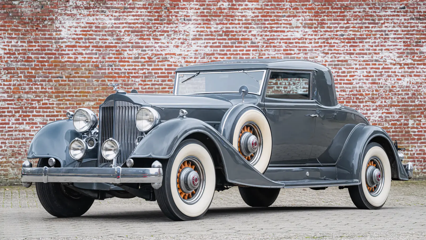 1934 Packard Twelve 2/4-Passenger Coupé