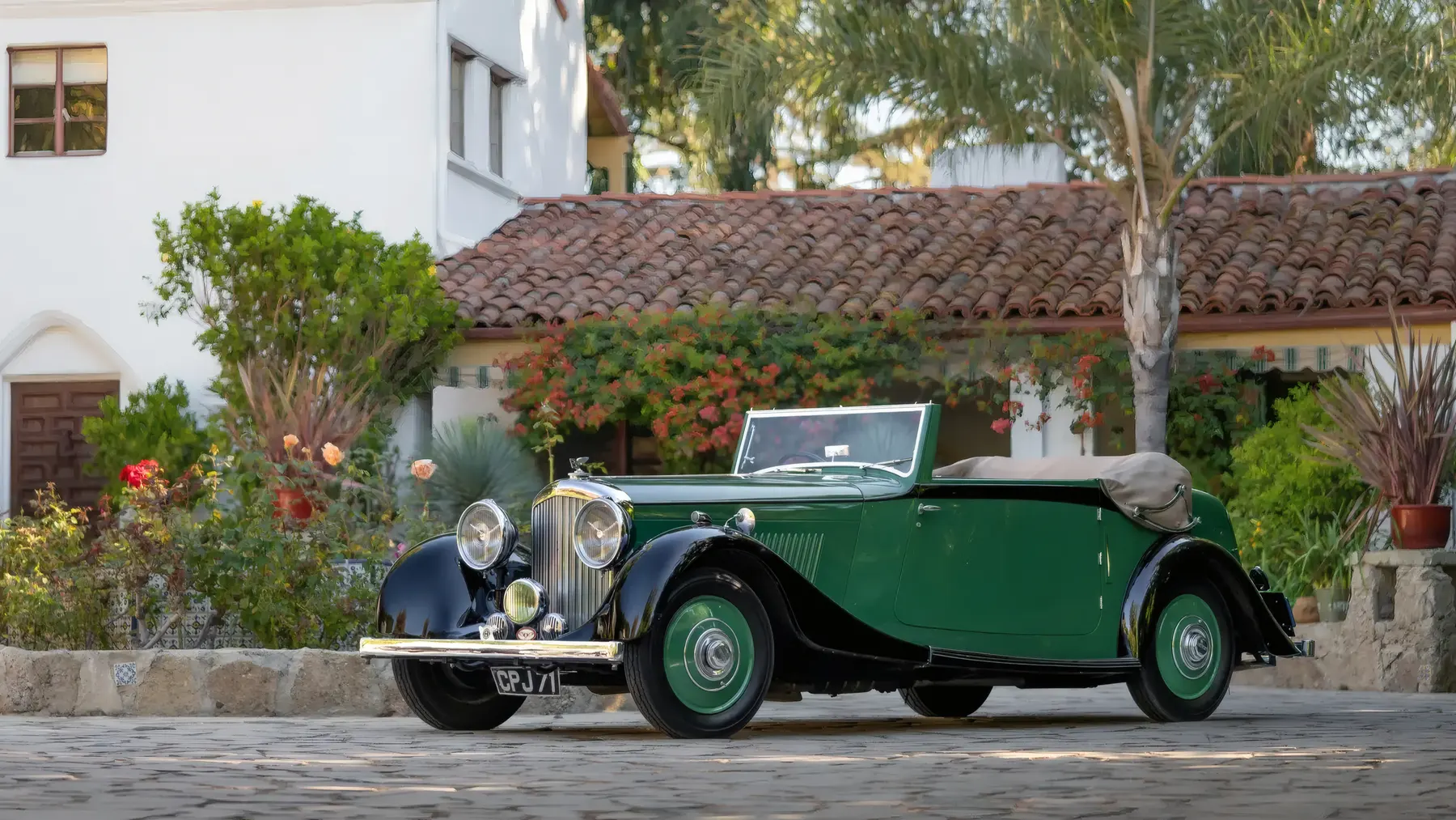 1935 Bentley 3½-Litre Drophead Coupe by Park Ward