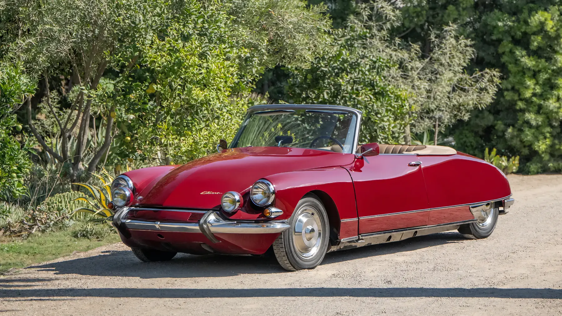 1964 Citroën DS 19 Décapotable by Chapron