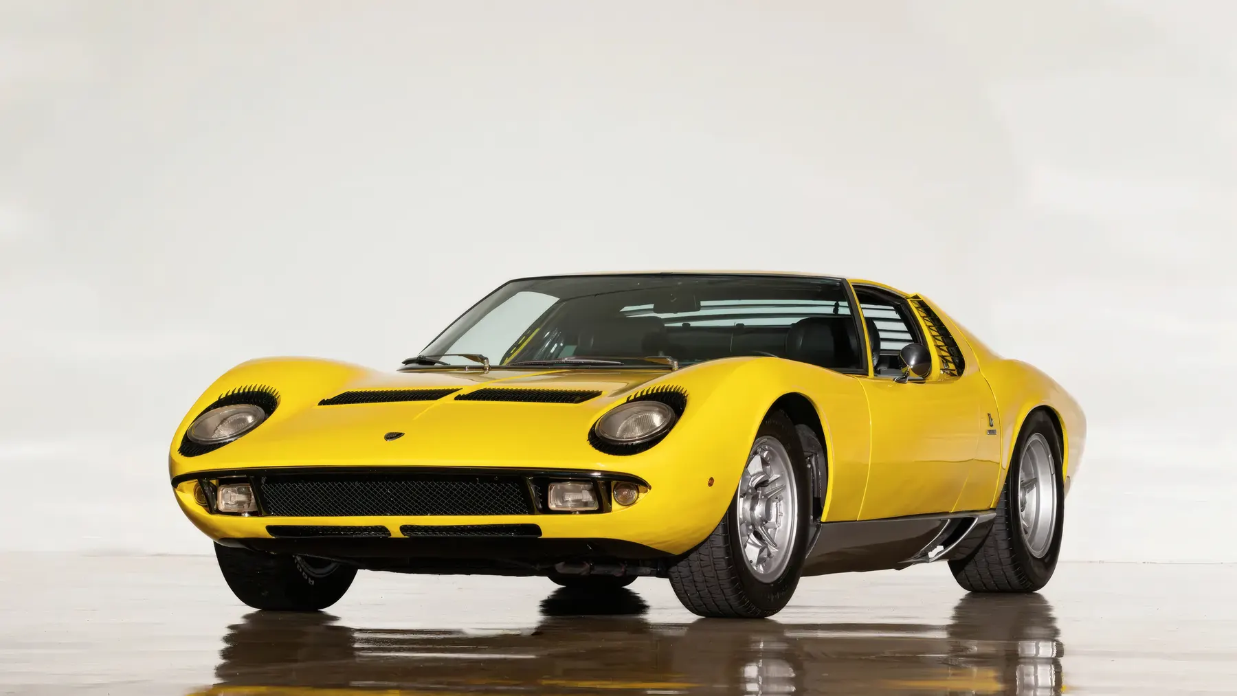 1969 Lamborghini Miura P400 S by Bertone