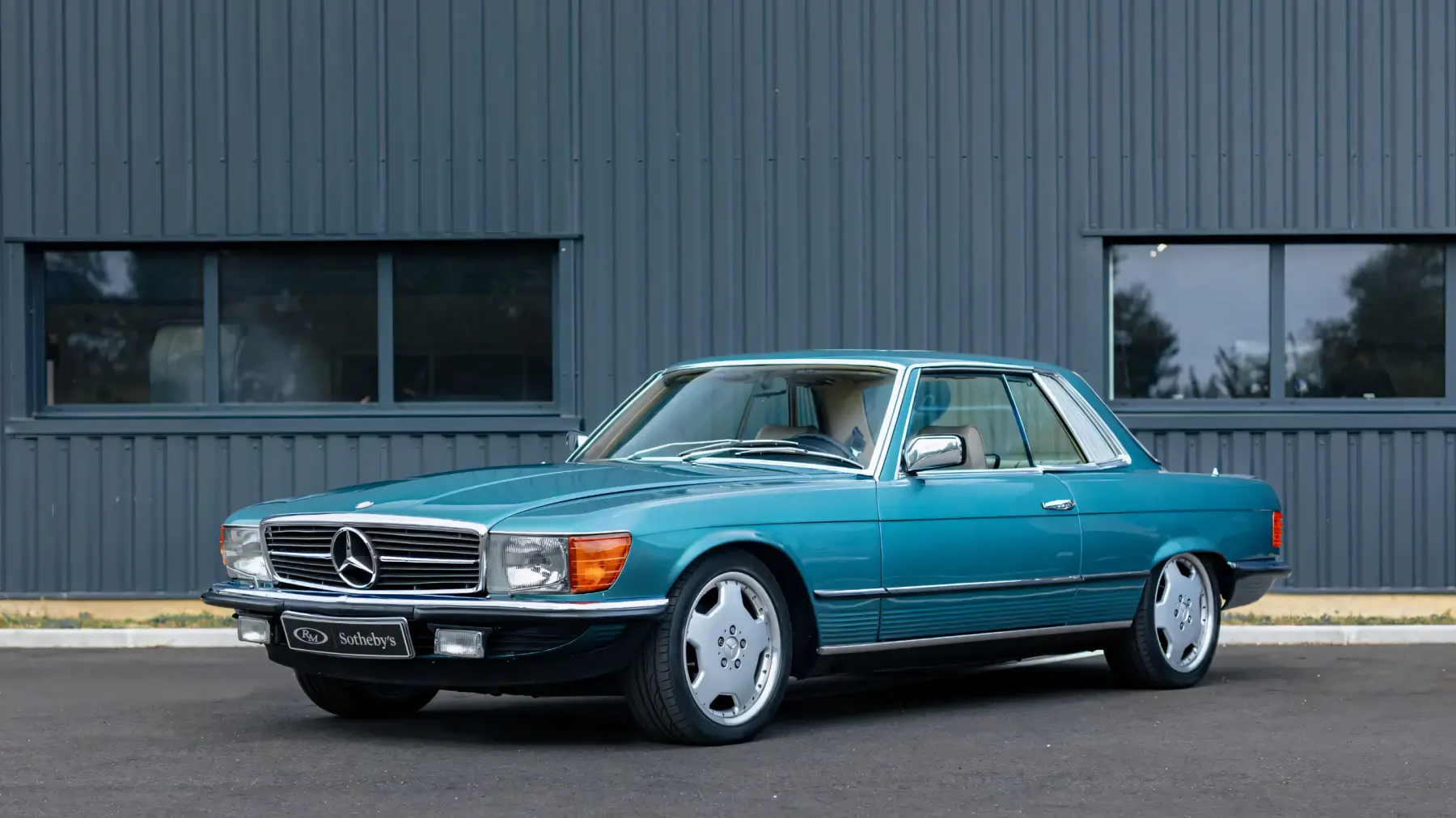 1984 Mercedes-Benz 500 SLC