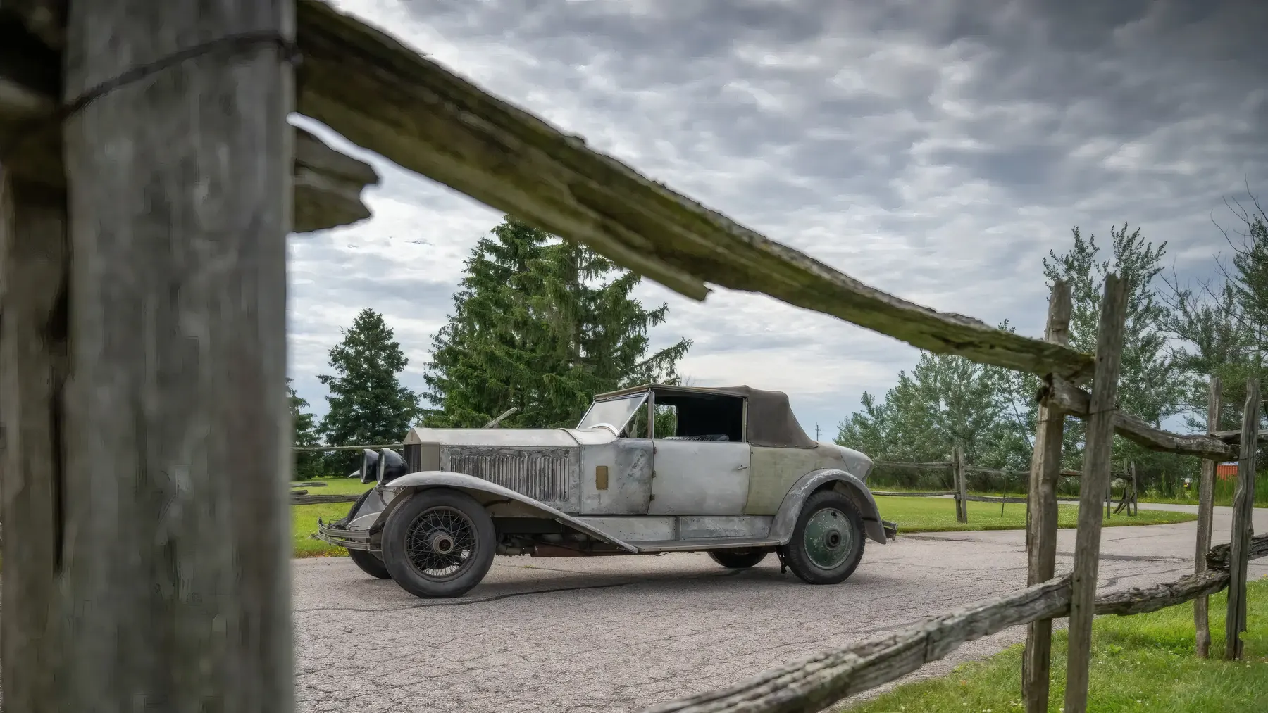 1928 Rolls-Royce Phantom I 'Boattail' Light Allweather Tourer by H.J. Mulliner - photo 2