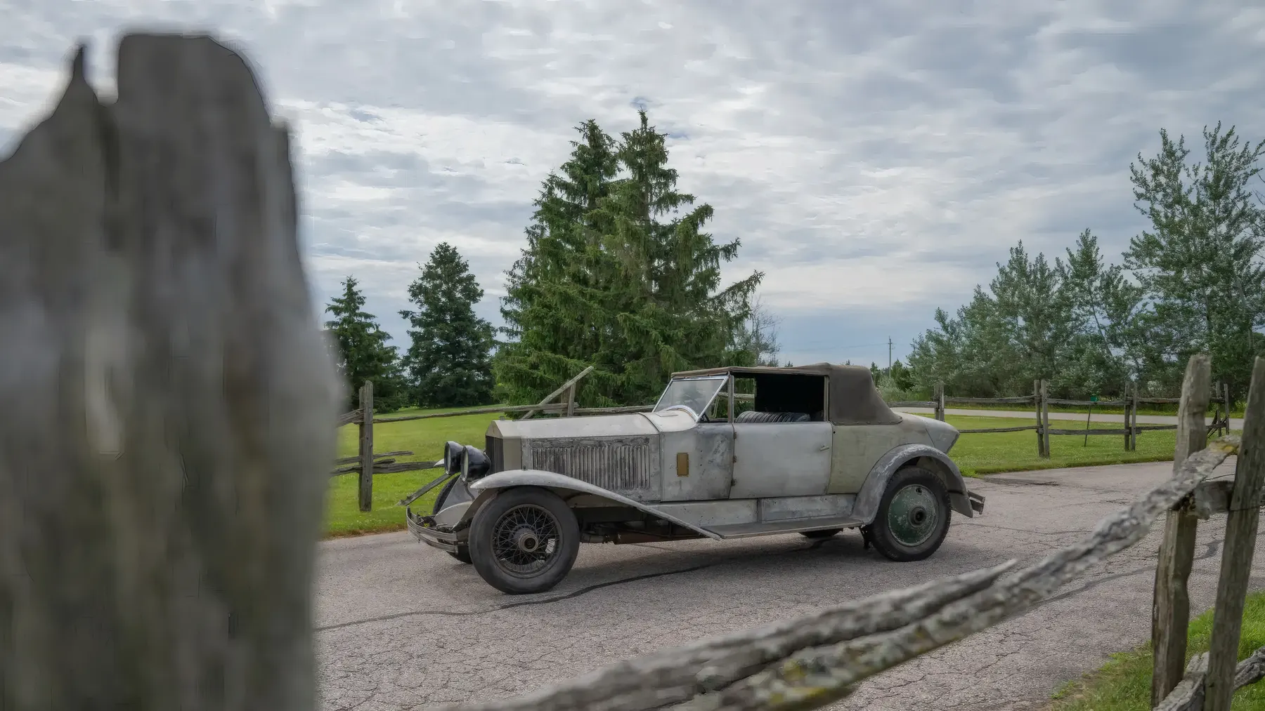 1928 Rolls-Royce Phantom I 'Boattail' Light Allweather Tourer by H.J. Mulliner - photo 1