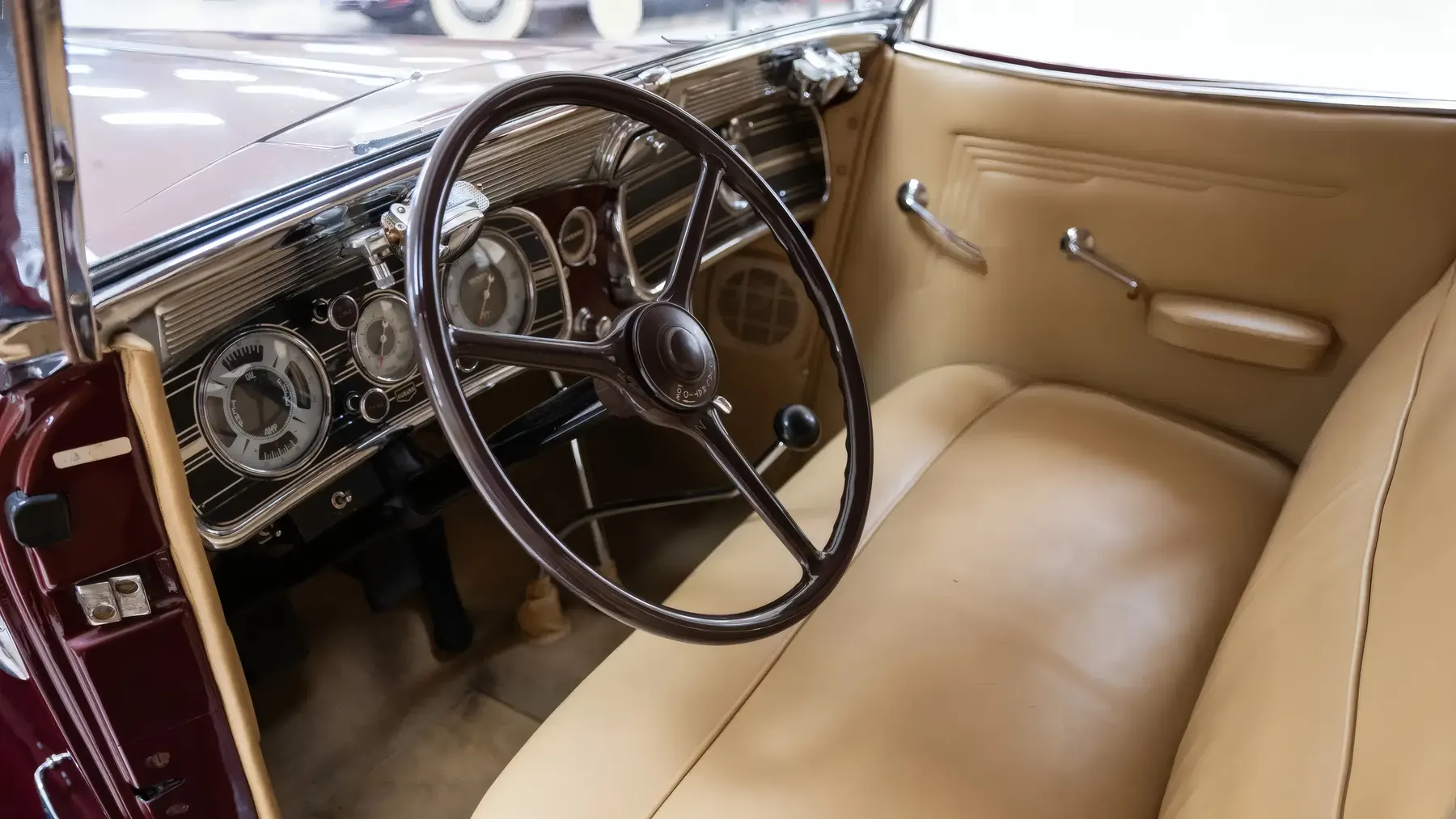 1935 Auburn 851 Custom Coupe - photo 3