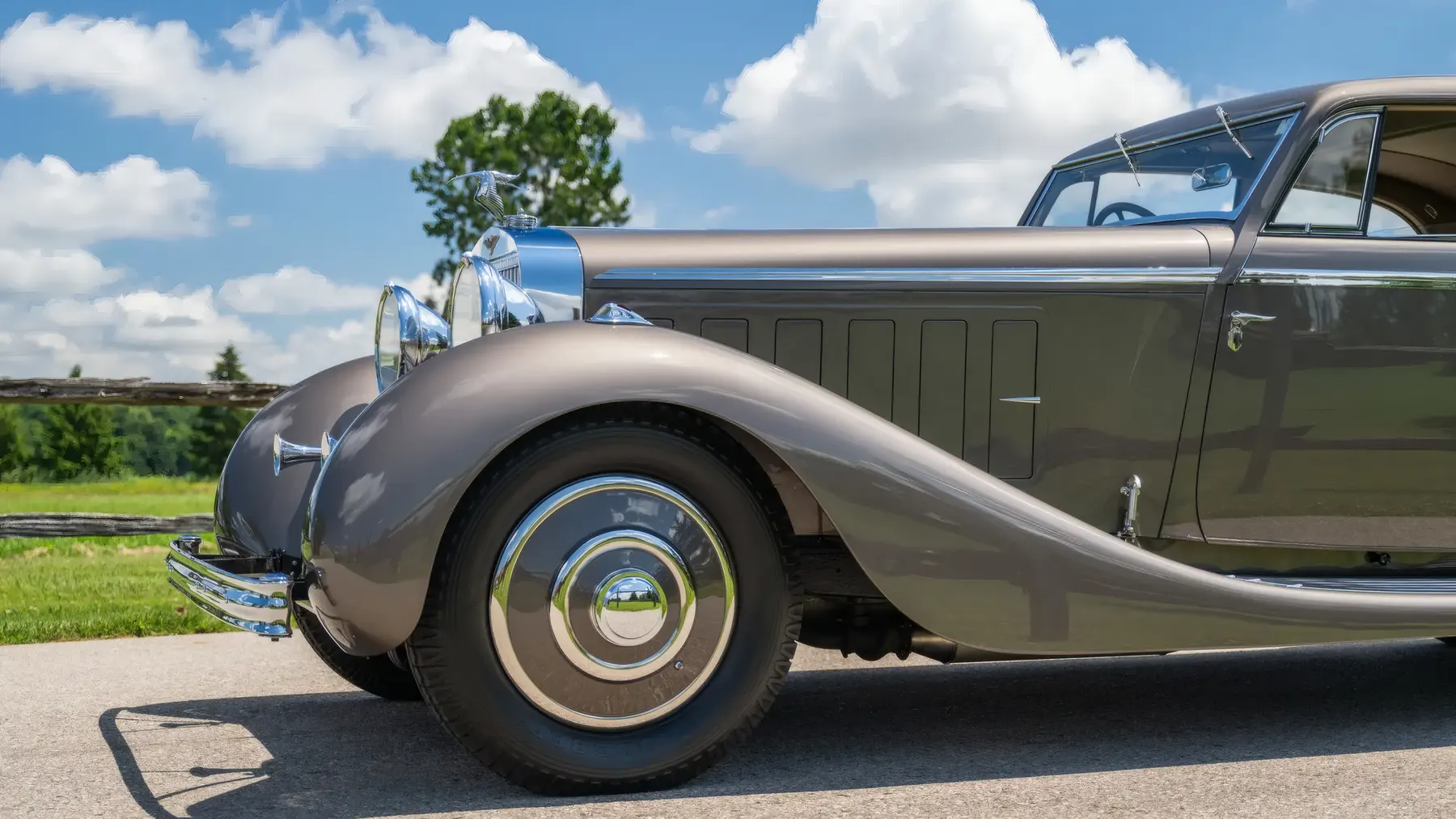 1936 Hispano-Suiza J12 Berline by Fernandez et Darrin - photo 1