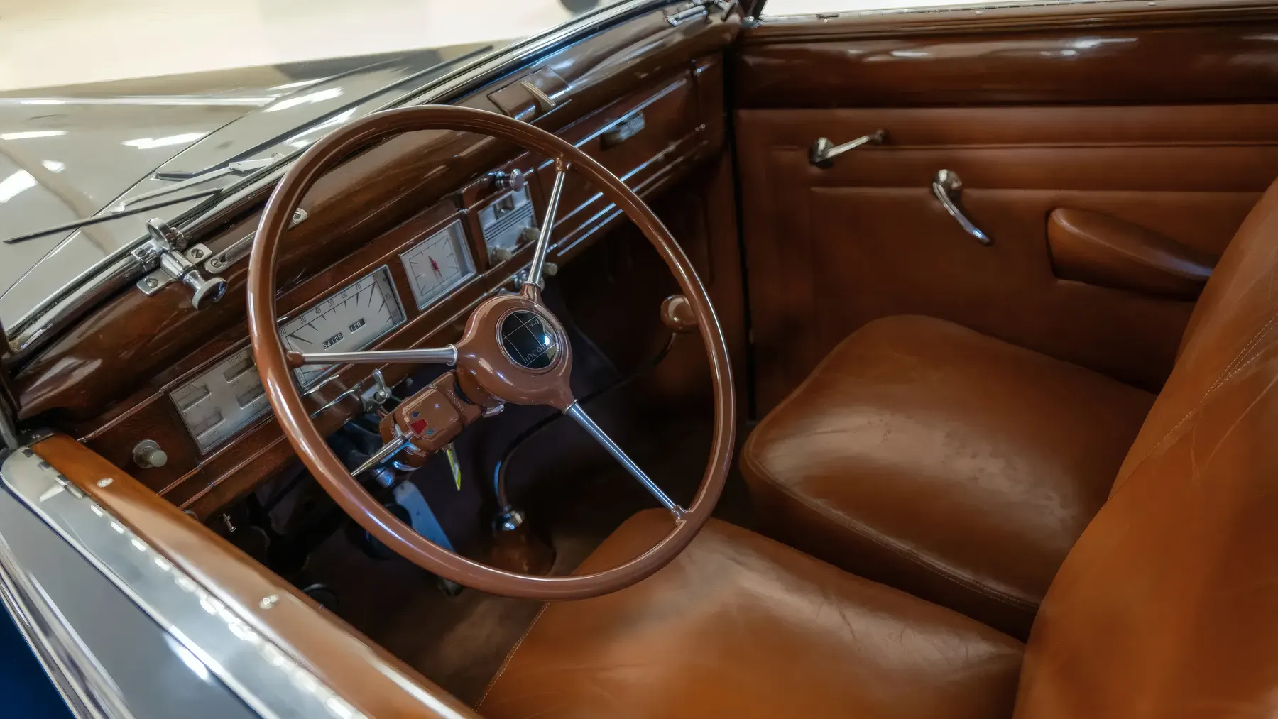 1938 Lincoln Model K Convertible Victoria by Brunn - photo 4