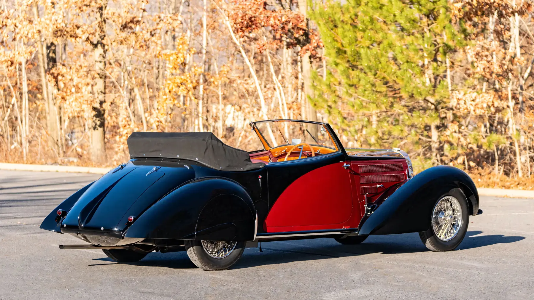 1939 Bugatti Type 57 Cabriolet by Letourneur et Marchand - photo 2