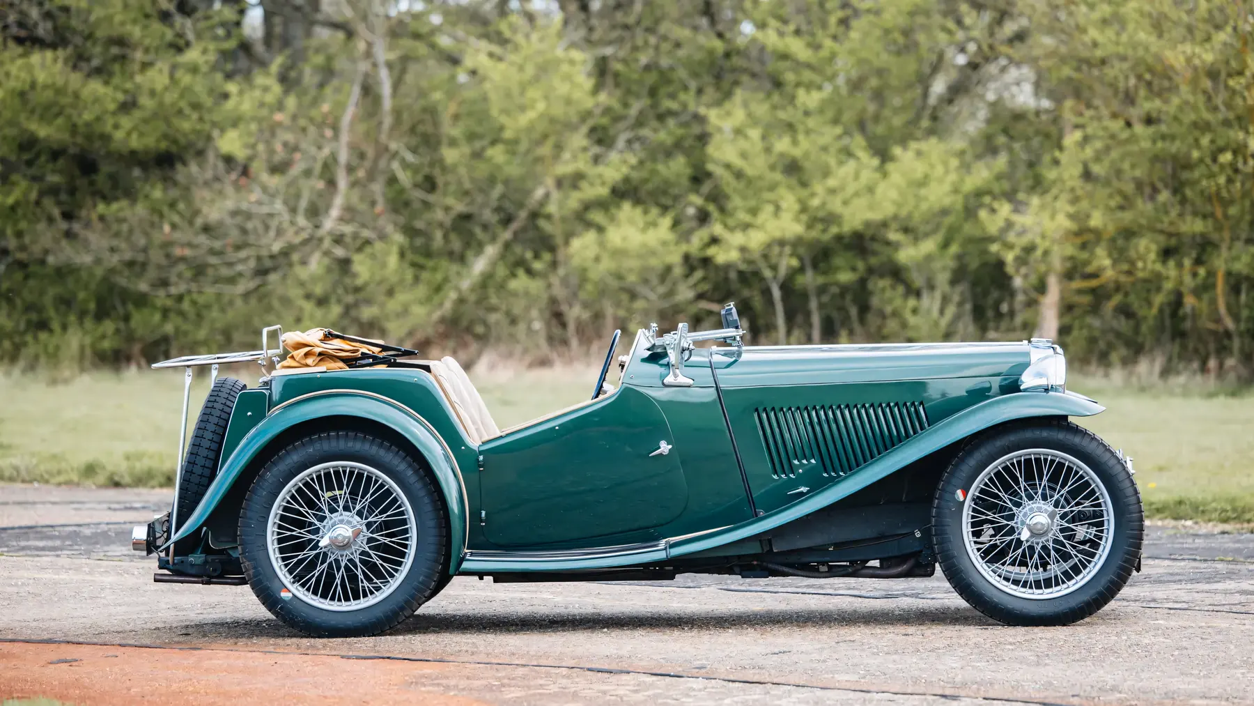 1939 MG TA Roadster - photo 1