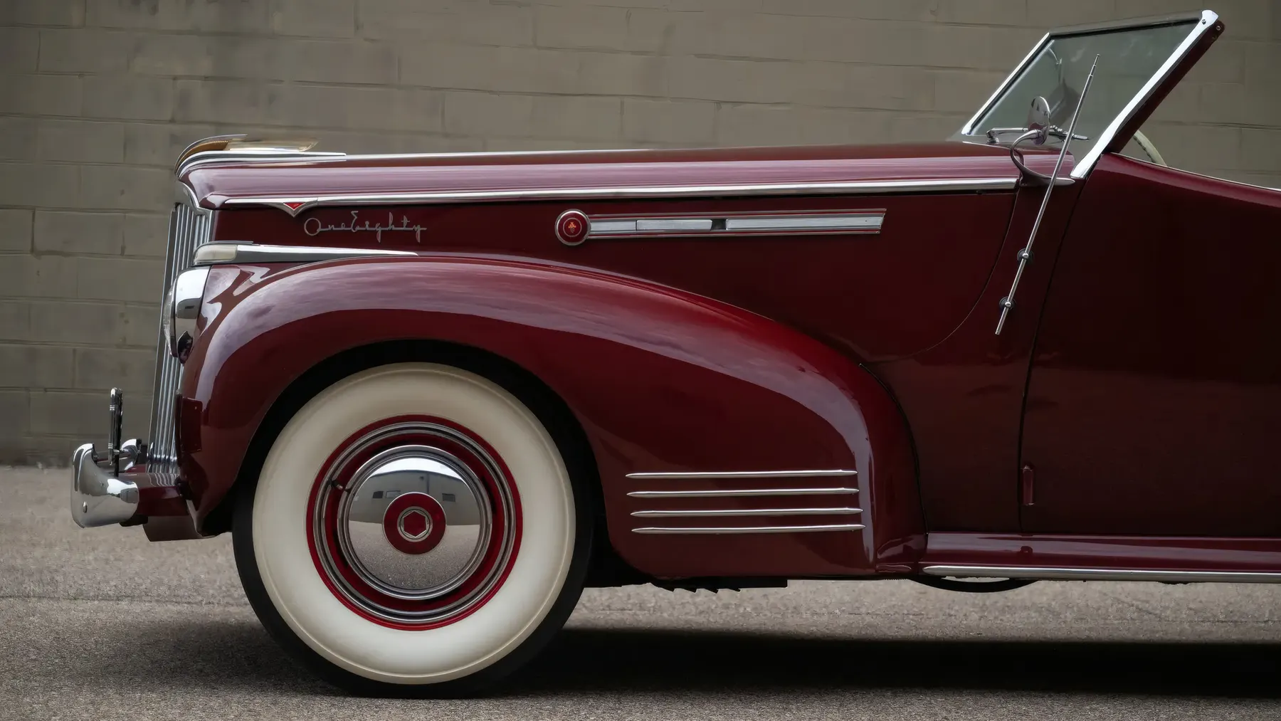1942 Packard Super Eight One-Eighty Convertible Victoria by Darrin - photo 2