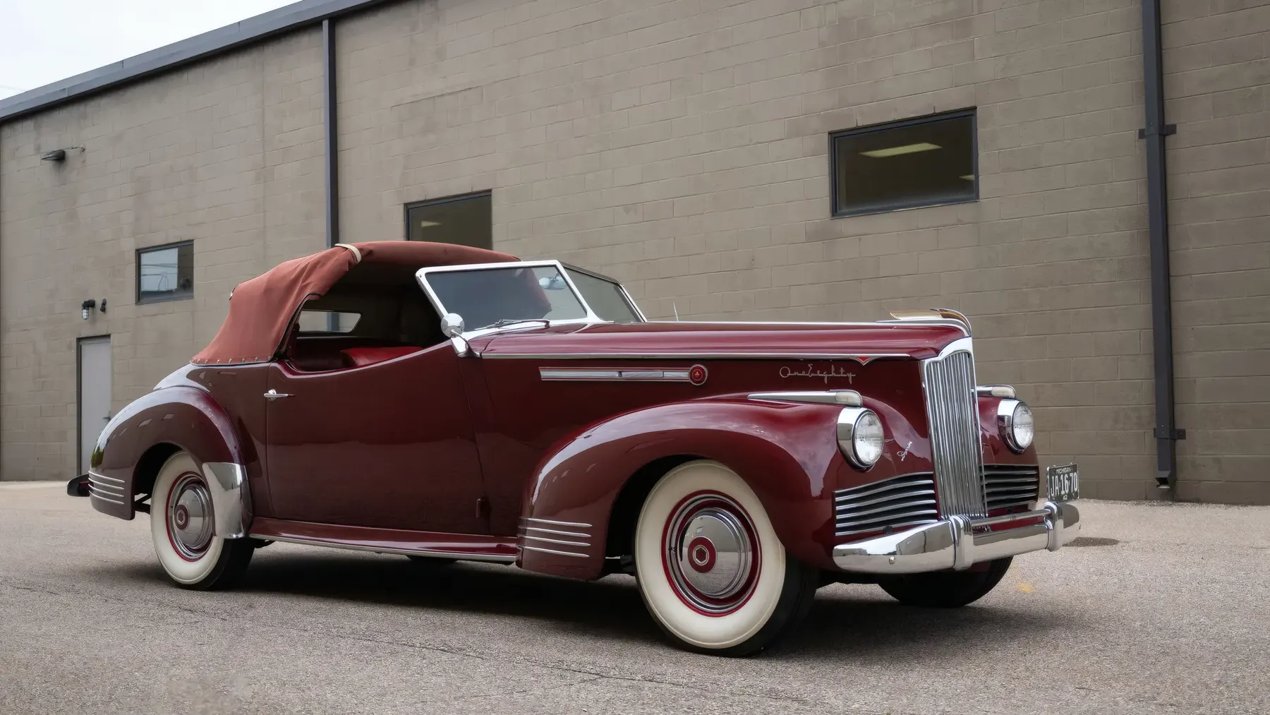 1942 Packard Super Eight One-Eighty Convertible Victoria by Darrin - photo 5