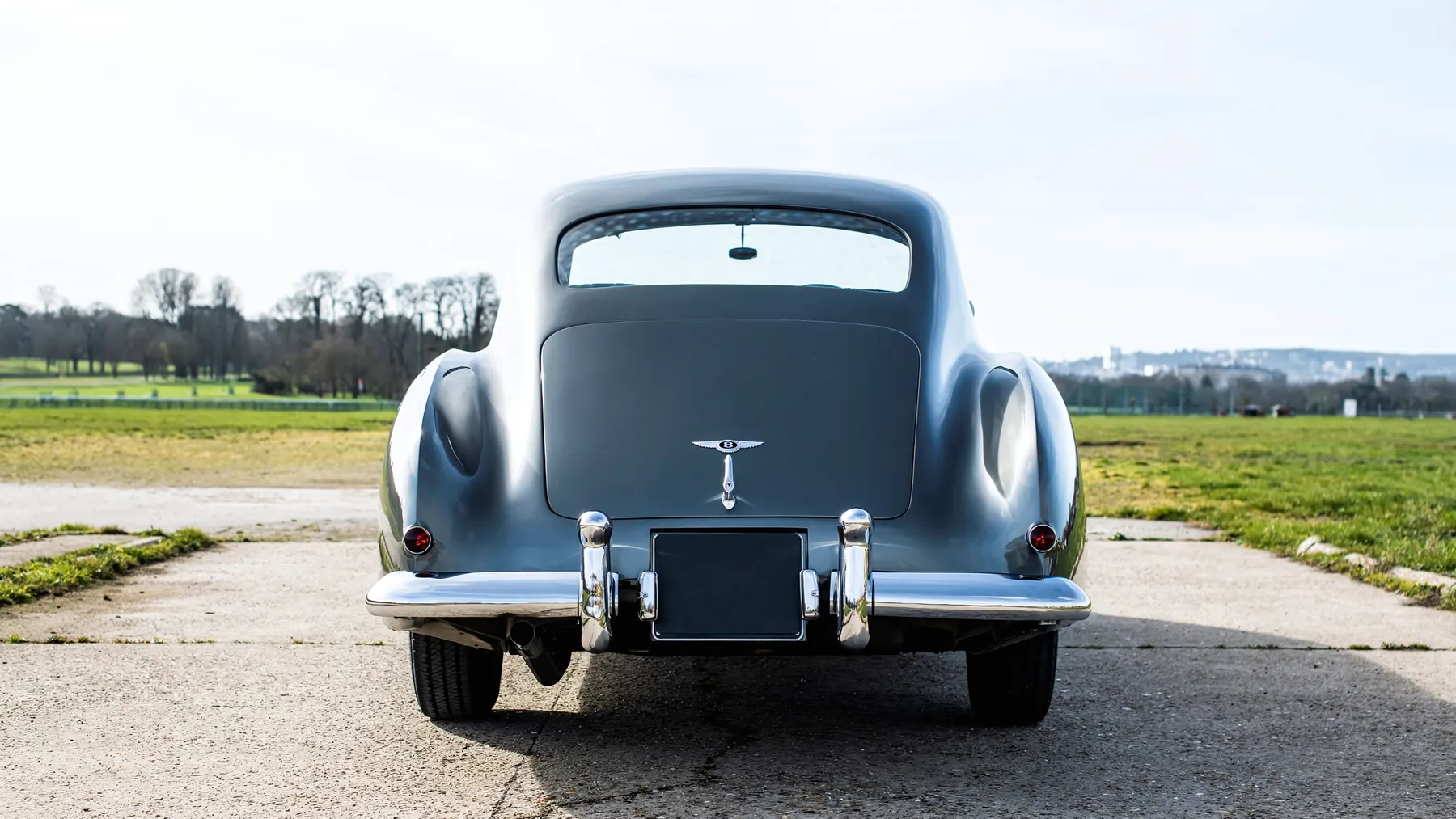 1952 Bentley R-Type Continental Fastback Sports Saloon by H.J. Mulliner - photo 3
