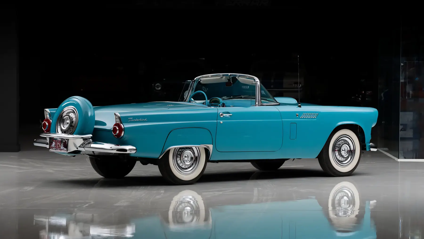 1956 Ford Thunderbird