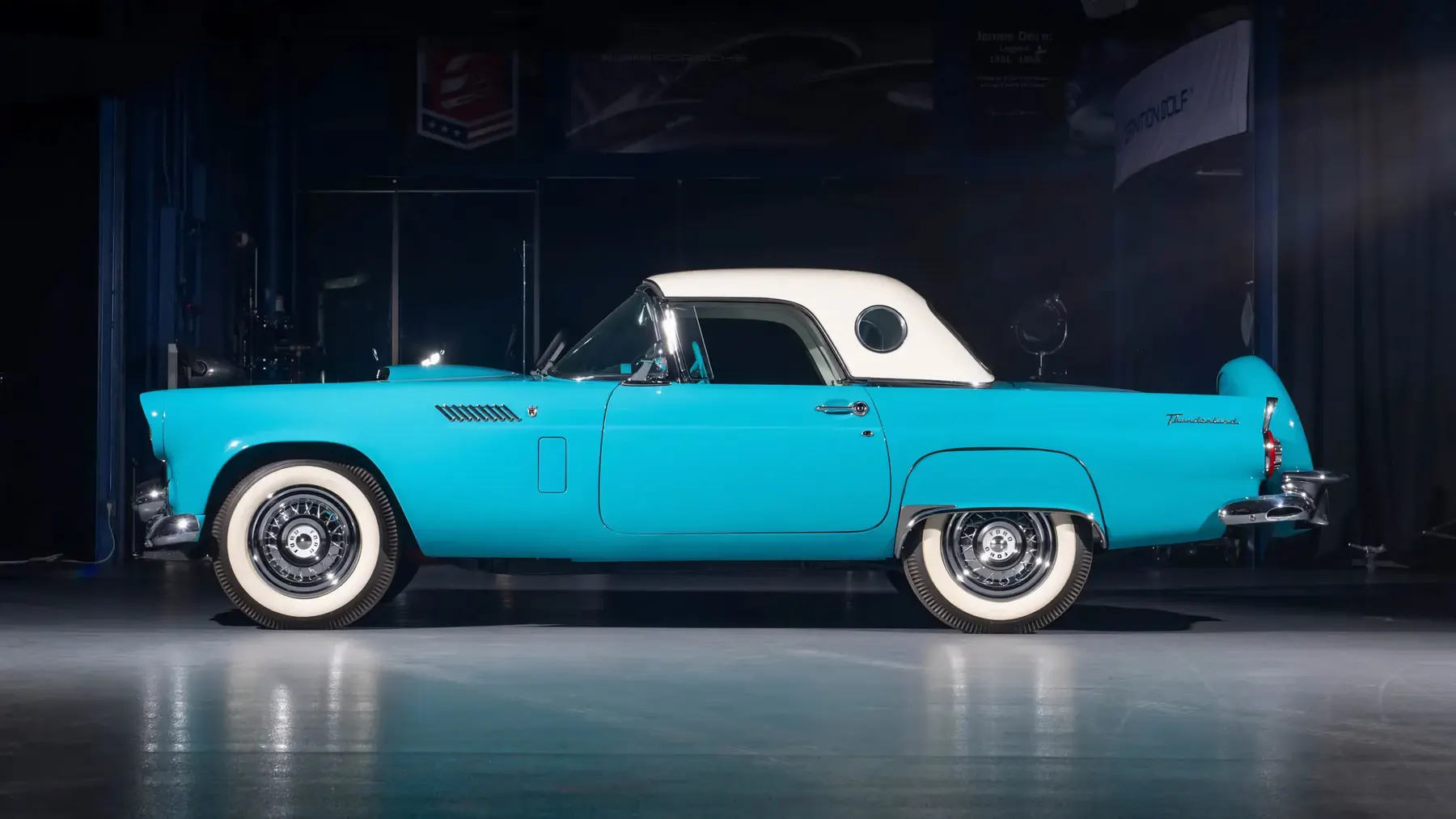 1956 Ford Thunderbird