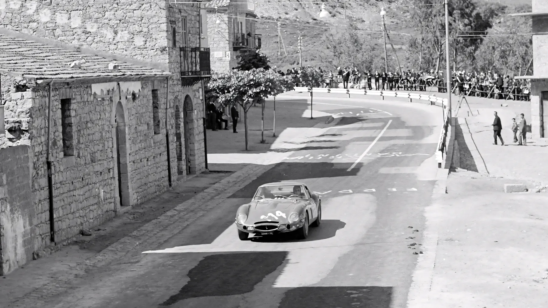 1962 Ferrari 330 LM - 250 GTO by Scaglietti
