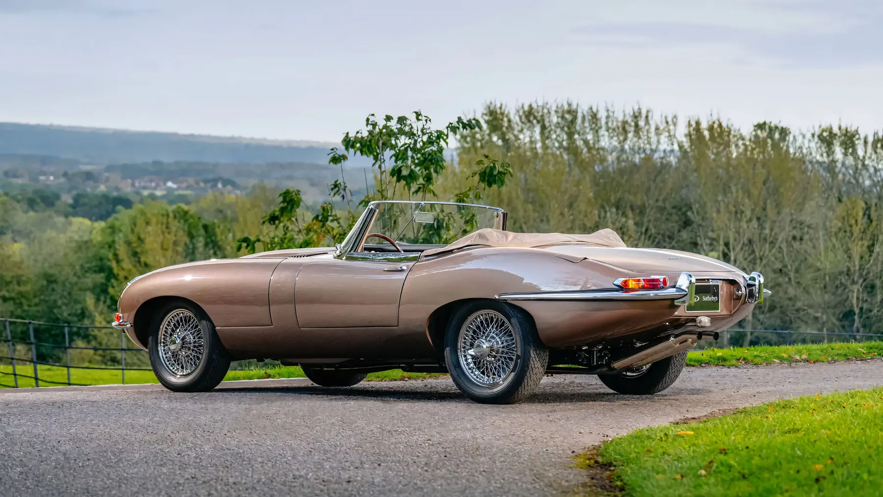 1962 Jaguar E-Type Series 1 3.8-Litre Roadster
