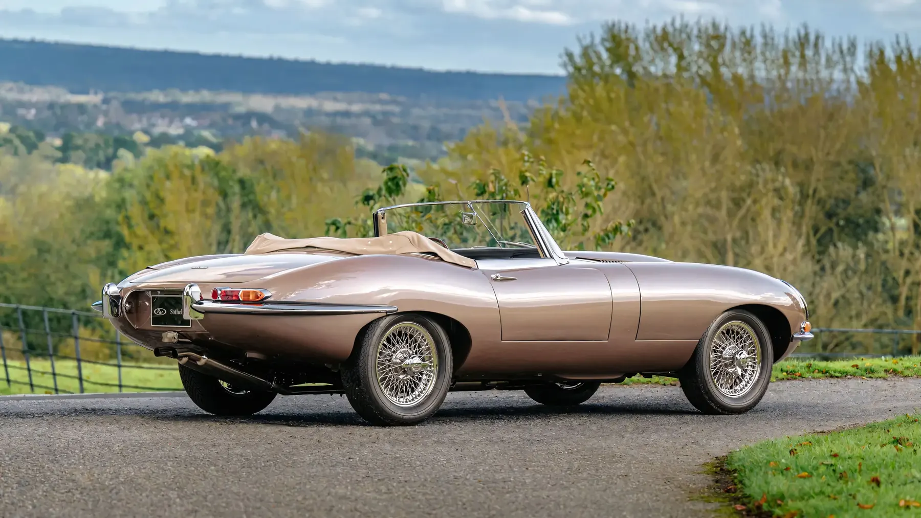 1962 Jaguar E-Type Series 1 3.8-Litre Roadster - photo 7
