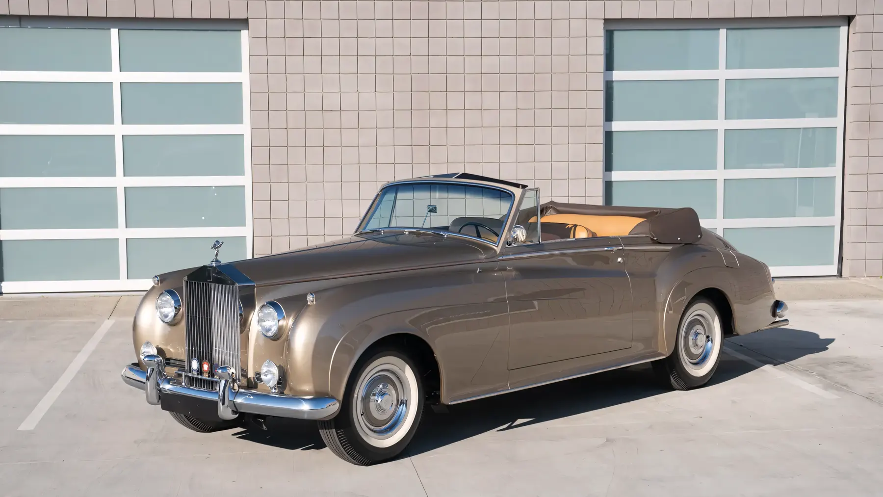 1962 Rolls-Royce Silver Cloud II Drophead Coupe Adaptation by H.J. Mulliner
