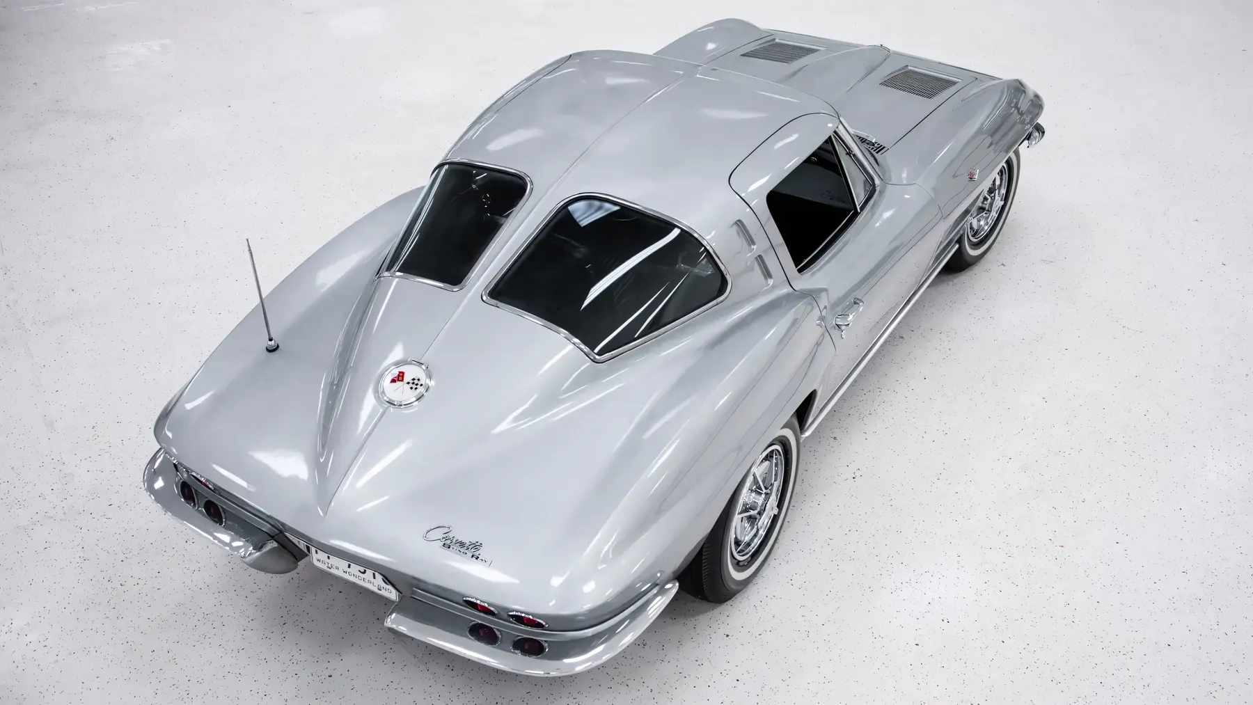 1963 Chevrolet Corvette Sting Ray 'Split-Window' Coupe - photo 1