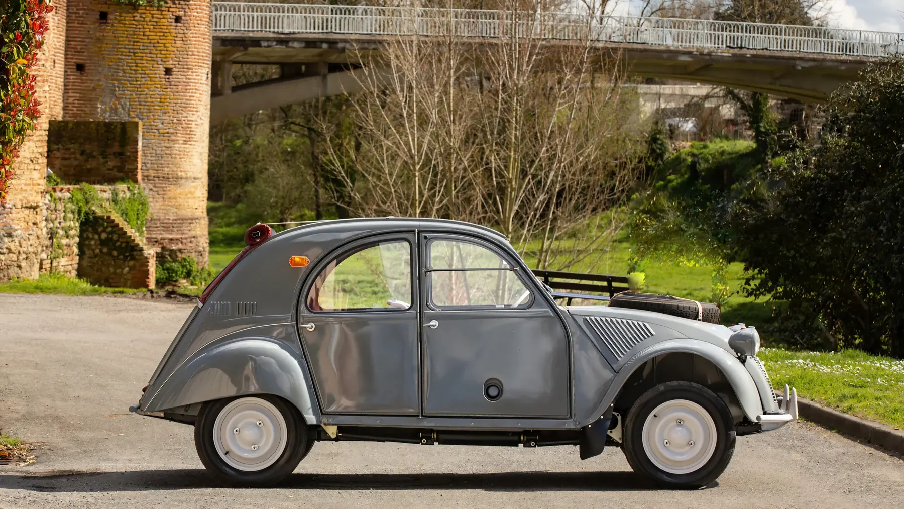 1965 Citroën 2CV 4x4 'Sahara' - photo 4