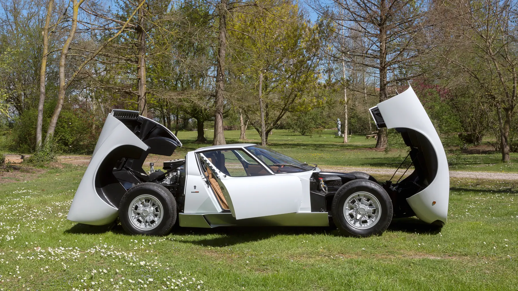 1968 Lamborghini Miura P400 by Bertone