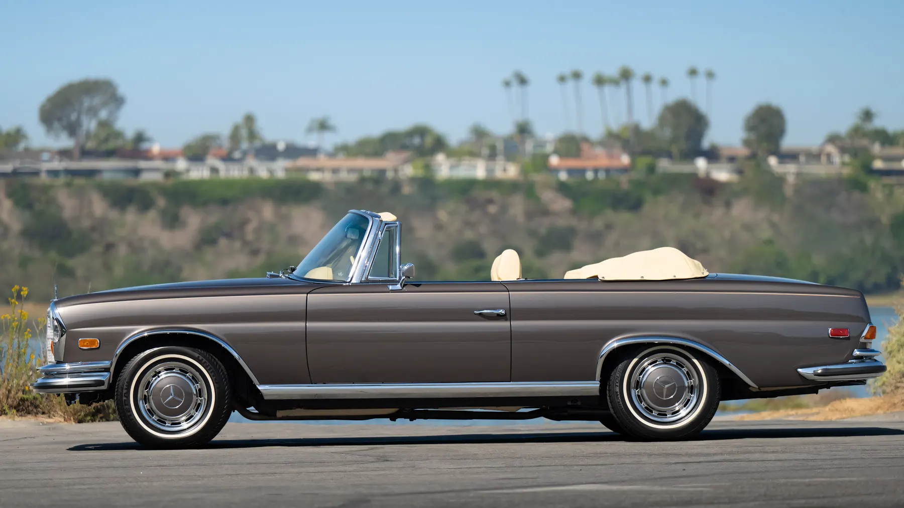 1970 Mercedes-Benz 280 SE 3.5 Cabriolet - photo 2