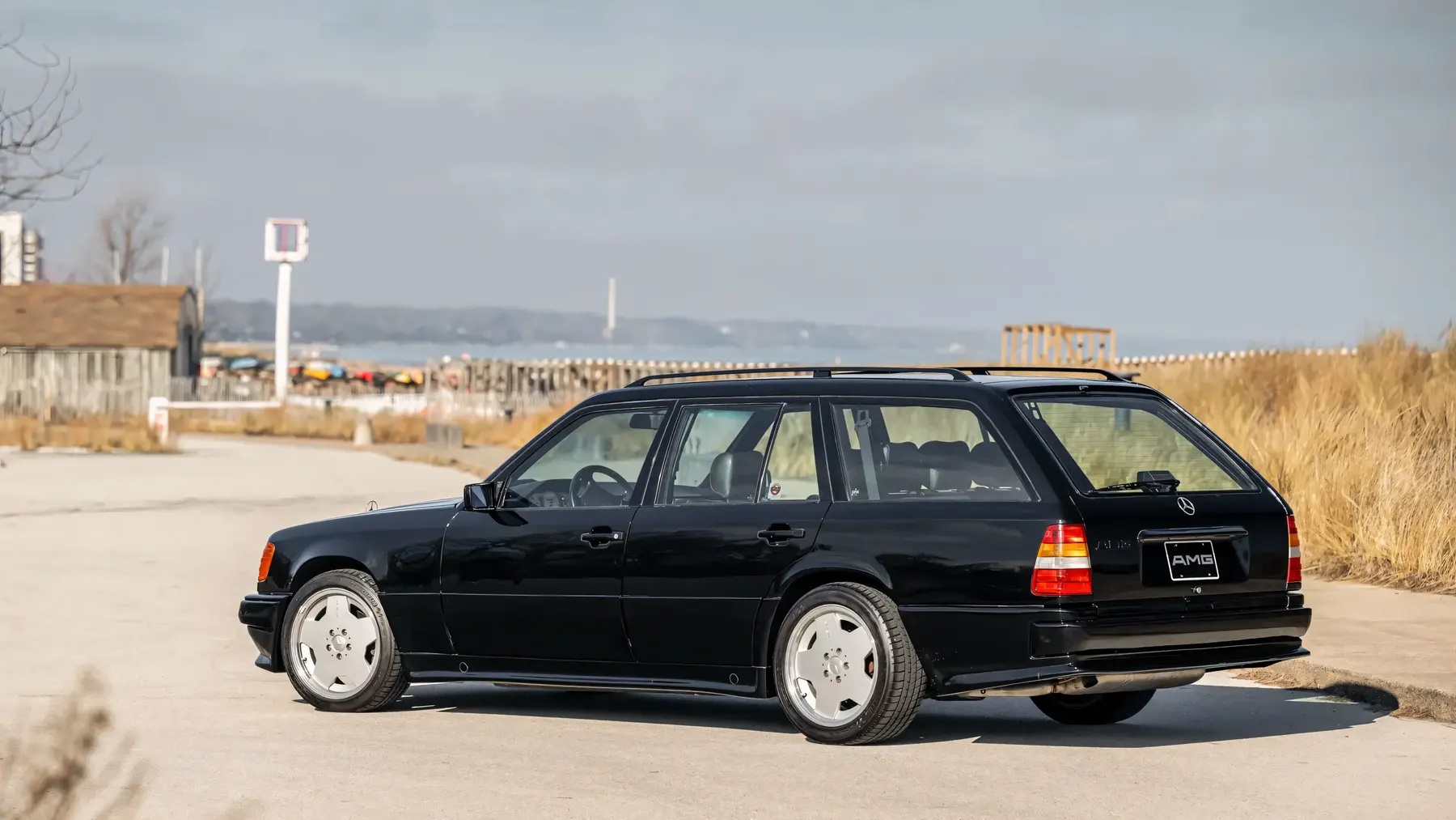 1988 Mercedes-Benz 300 TE 6.0 AMG