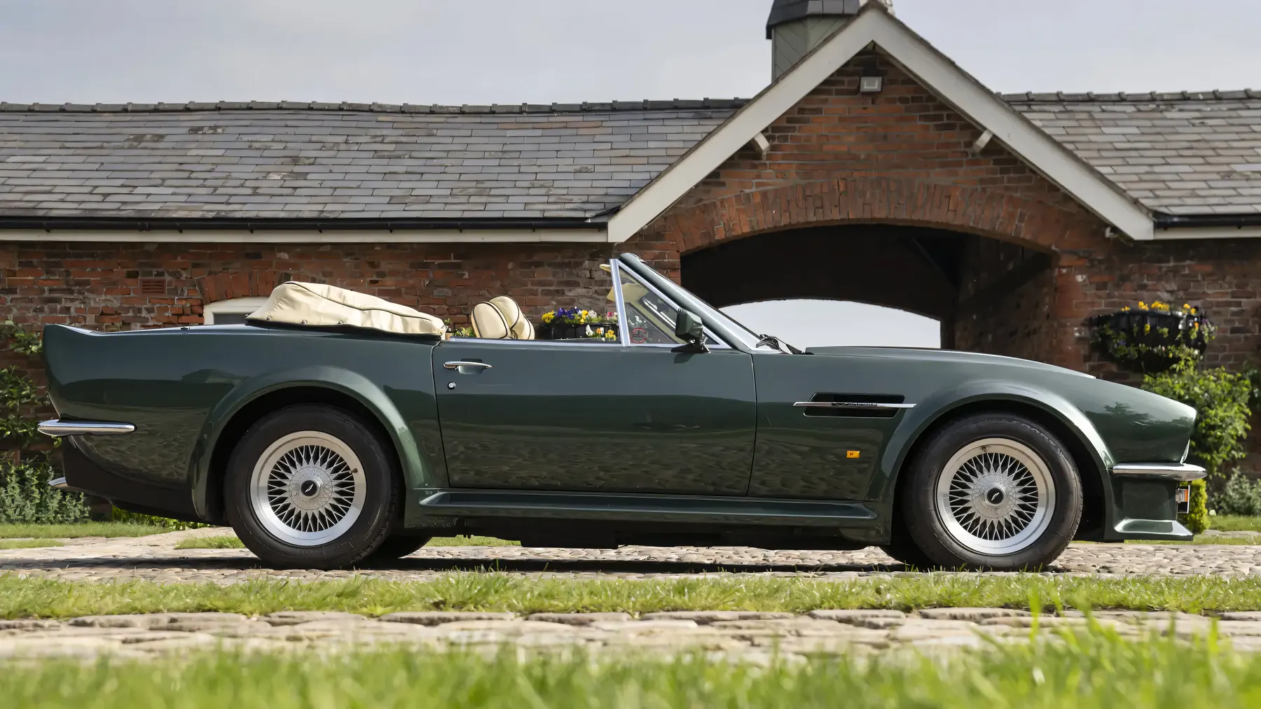 1989 Aston Martin V8 Vantage Volante 'X-Pack'