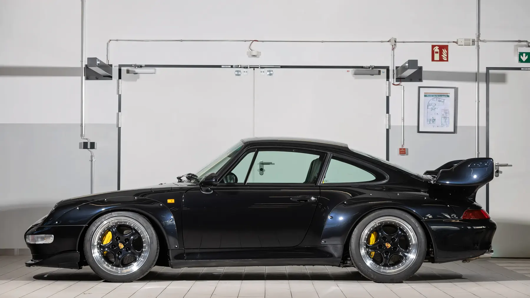 1996 Porsche 911 GT2 - photo 2