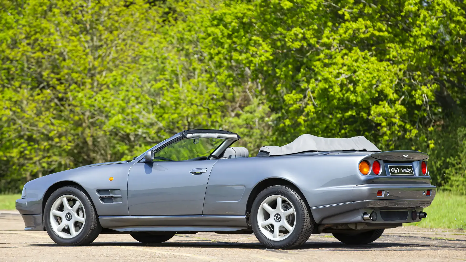 1998 Aston Martin V8 LWB Volante