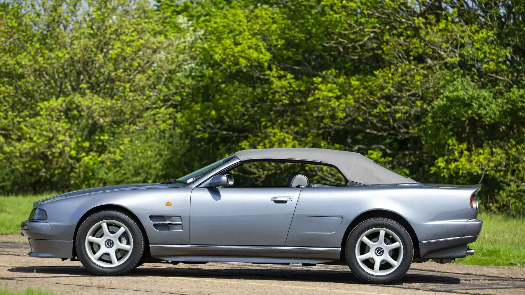 1998 Aston Martin V8 LWB Volante