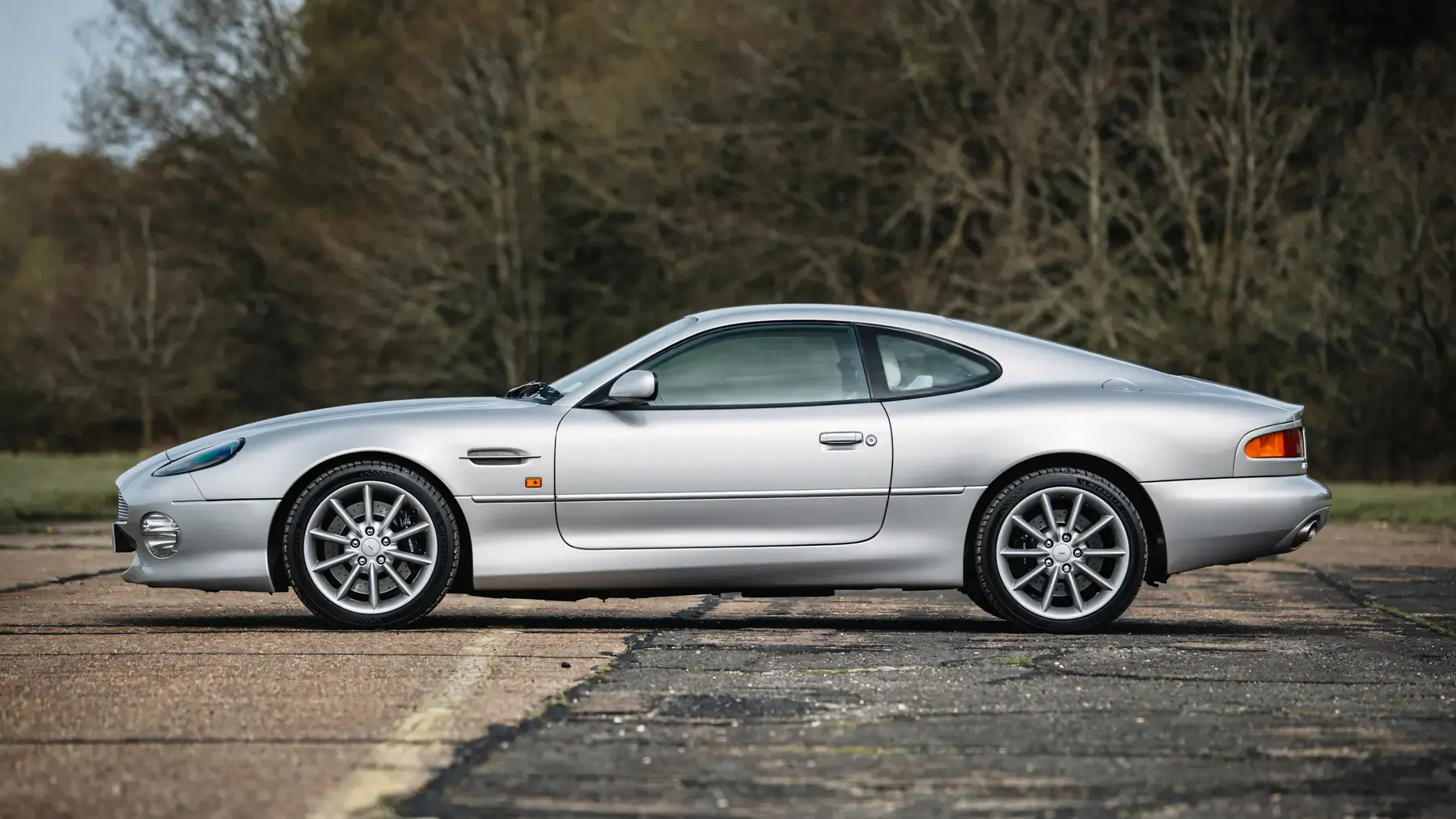 2001 Aston Martin DB7 Vantage - photo 5