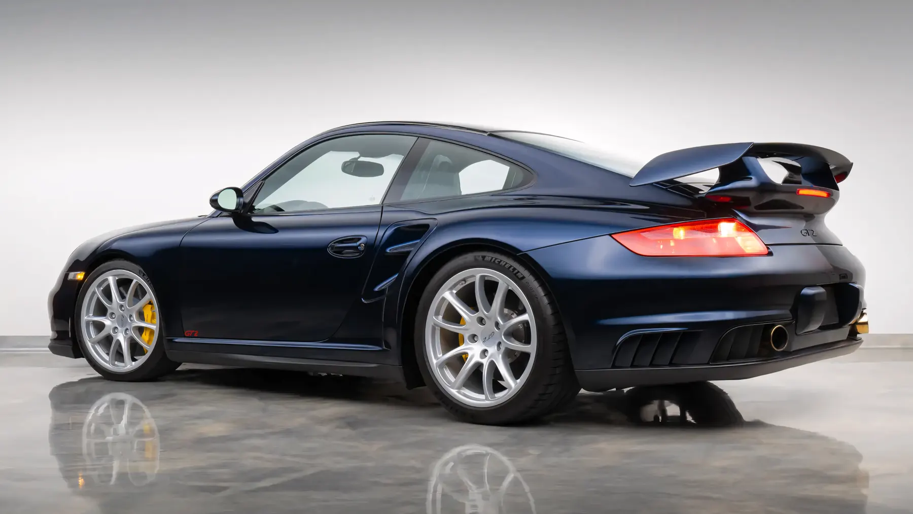 2008 Porsche 911 (997.1) GT2 - photo 5