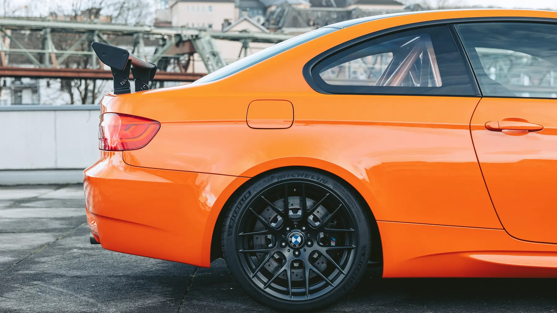 2010 BMW M3 GTS - photo 5