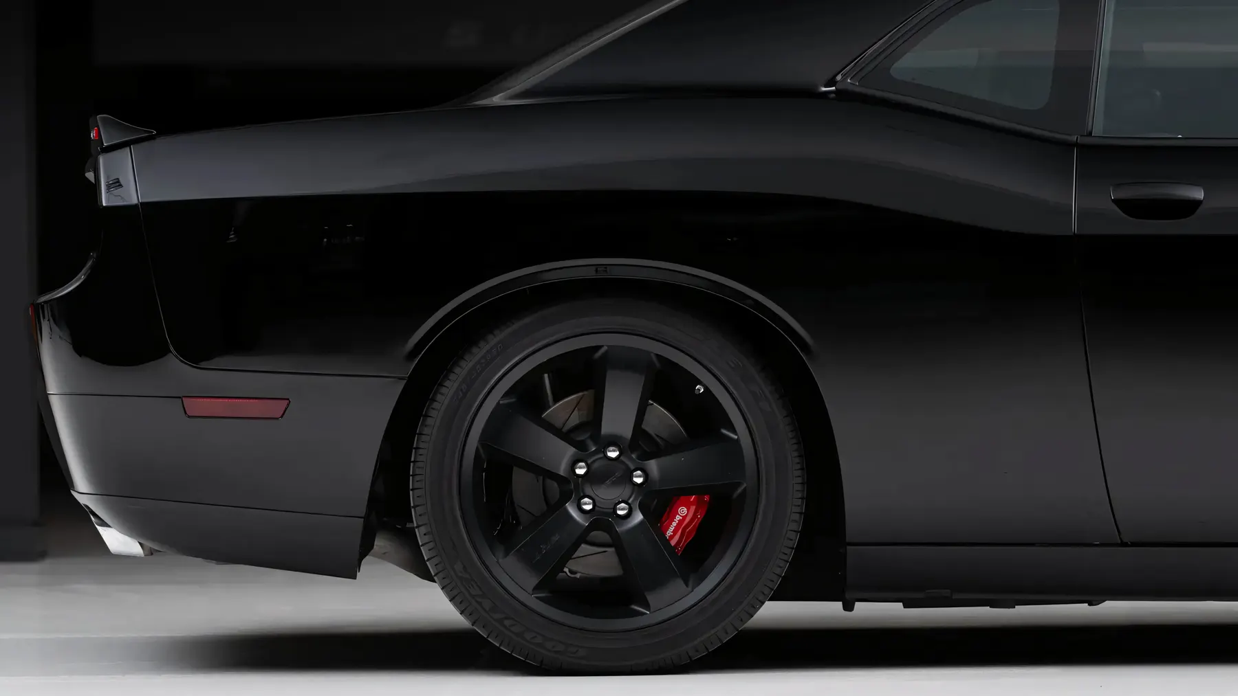 2011 Dodge Challenger SRT8 392 - photo 6
