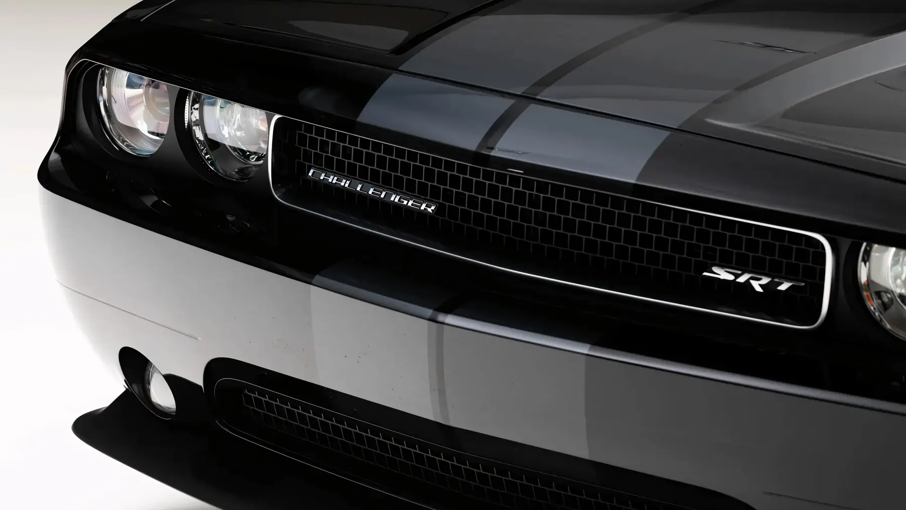 2011 Dodge Challenger SRT8 392 - photo 4