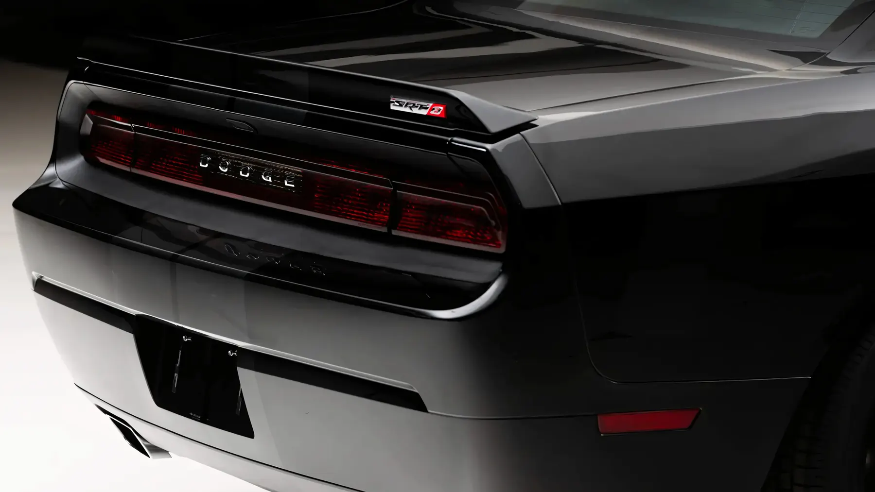 2011 Dodge Challenger SRT8 392 - photo 1
