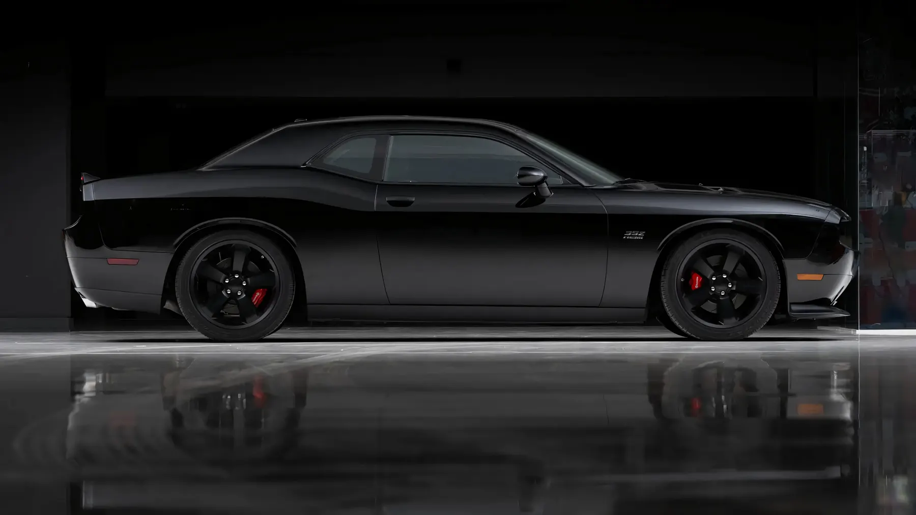 2011 Dodge Challenger SRT8 392 - photo 7