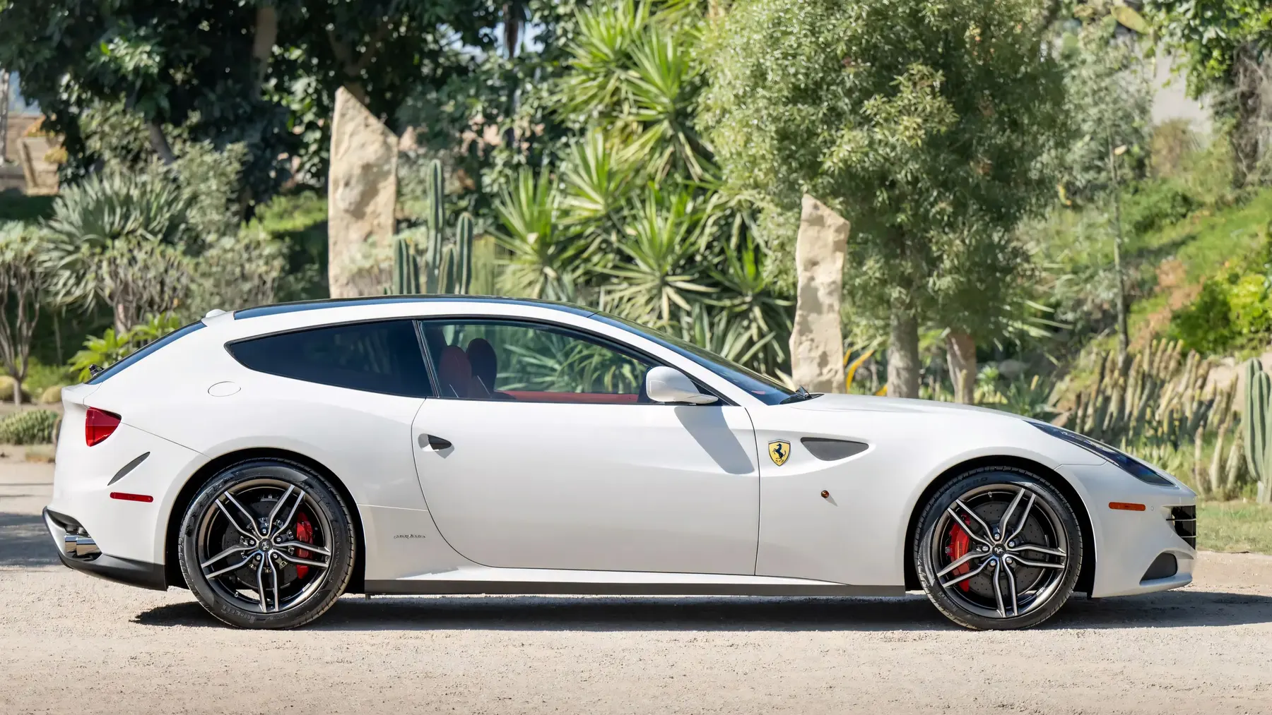 2014 Ferrari FF - photo 1