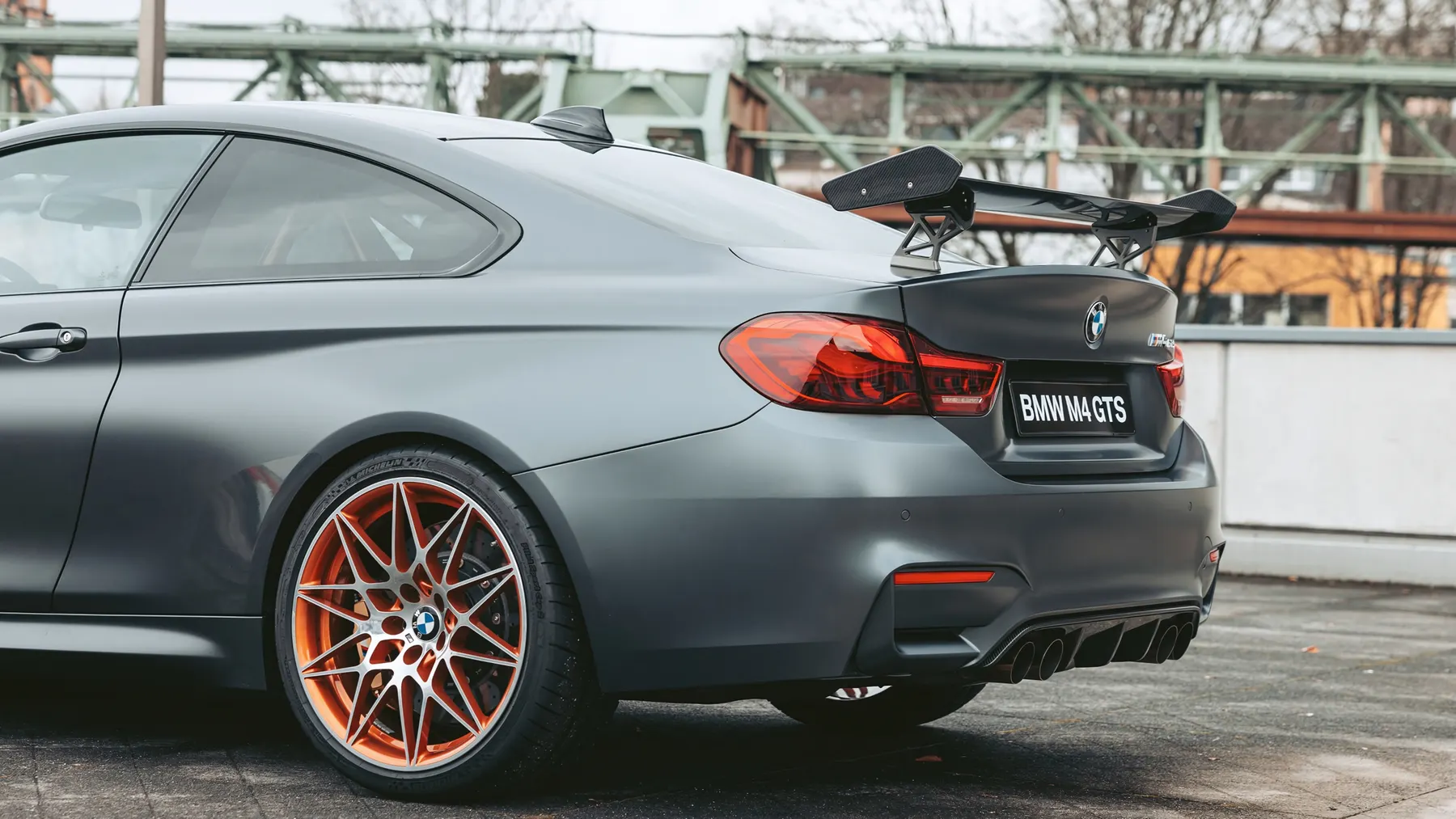 2016 BMW M4 (F82) GTS - photo 4