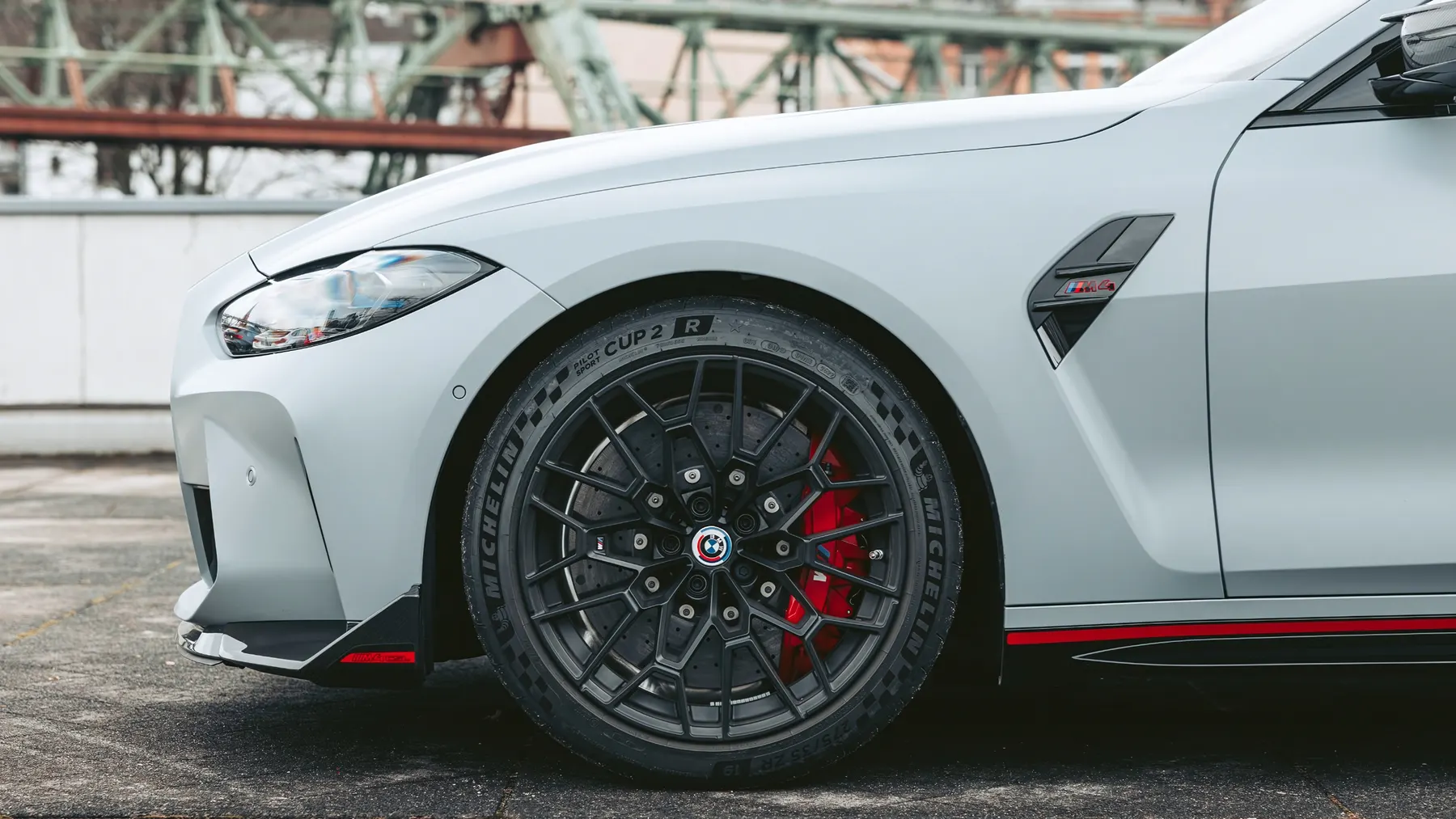 2022 BMW M4 (G82) CSL - photo 3